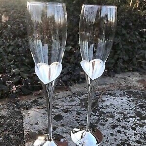Lenox Wedding Promises Silver Heart Stem Crystal Champagne Flutes – Set of 2 - Picture 9 of 16